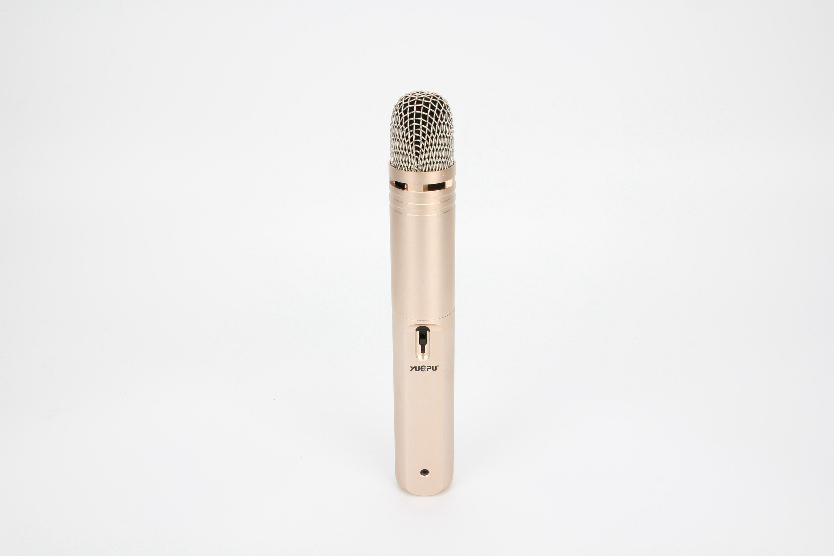 Condenser Microphone for Professional Performance