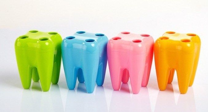 High Quality PVC Promotional 3D Plastic Toothbrush Holder (th-012)