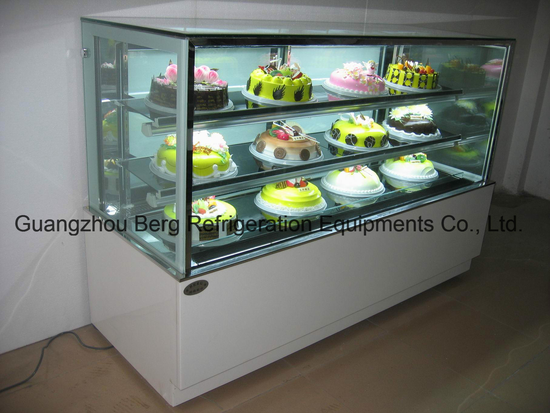 Japan Style Commercial Refrigerated Cake Display Refrigerator with Ce