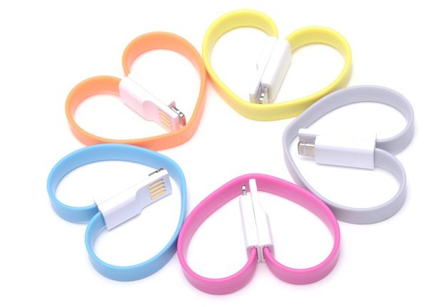 Magnet Cable for iPhone 5 Charging & Data Cable