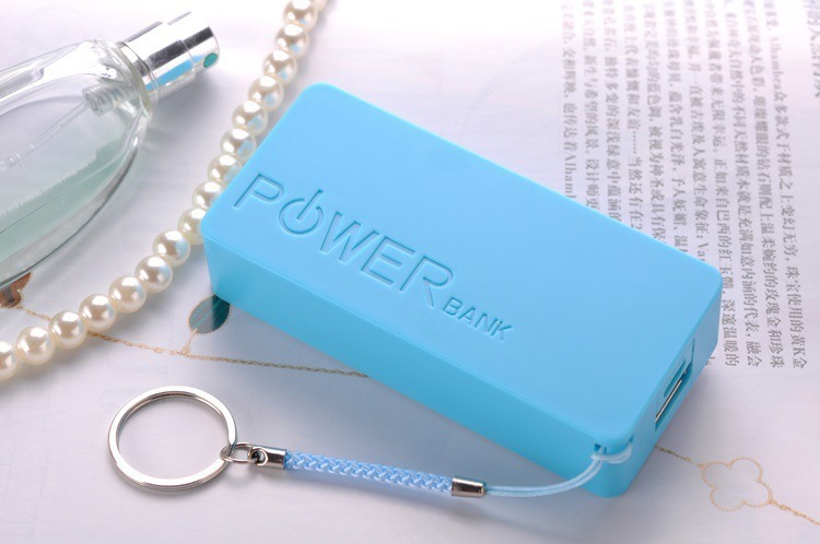High Quality 4 LED Li Polymer Mobile Power Bank PB033