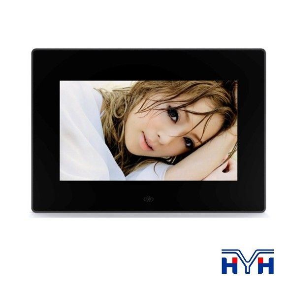 7 Inch Multi-Function with Lithium Electricity Continuous Power Supply Digital Photo Frame (HYH-DF704)