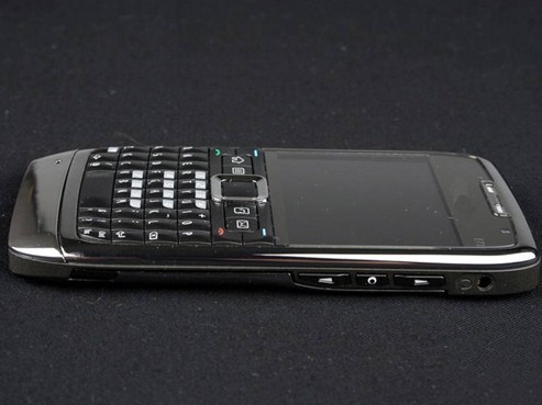 E71 Dual SIM Mobile Phone