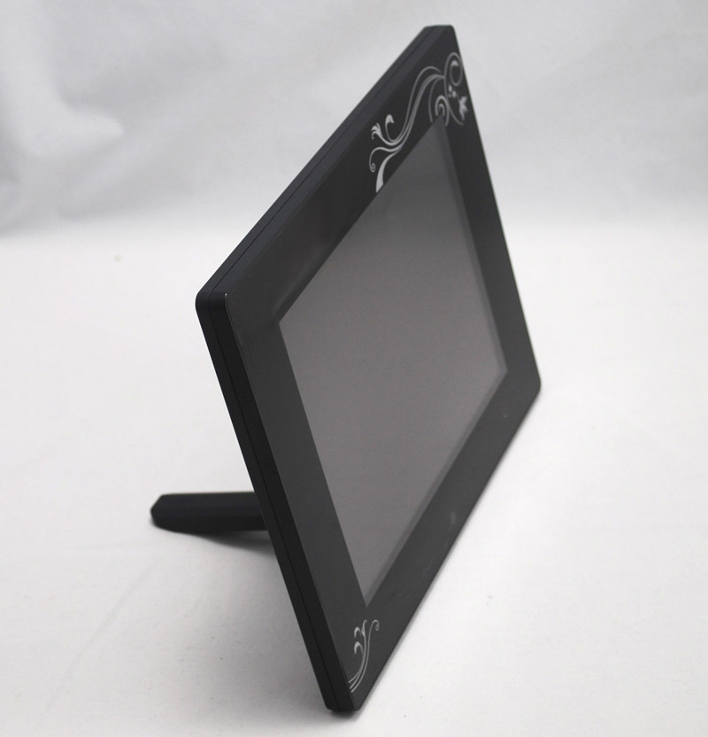8 Inch Digital Photo Frame with Flat Cover and High Resolution