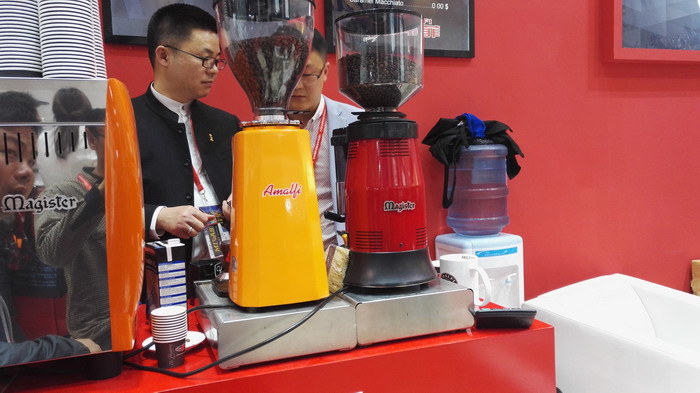 Burr Grinder Coffee Grinder Espresso Maker with Integrated Scale