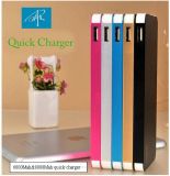 2016 New Design Portable Mobile Phone Quick Charger Power Bank 8000mAh Travel Charger Power Charger for Smartphones