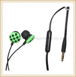 Cute Design Style Earphone with Green Color