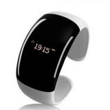 2014 New Fashion Wristwatch Smartwatch with Bluetooth Caller ID