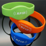 74mm Lf Hf Smart Bracelet Silicone RFID Wristband