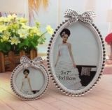 Zinc Alloy-Epoxy Coated-Crystals Inseted- Diecast Flower Funny Handmade Photo Frames Designs