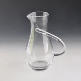 Elegent Glass Wine Decanter with Special Handle