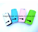 Colorful Small Waistline Design 5600mAh Portable Mobile Phone Charger
