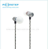 Fashion Style Mobile Earphone with Metal