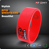 China Manufacturer Waterproof Tk4100 RFID Silicone Wristbands