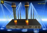 Double Channels UHF Cordless Microphone (8243)