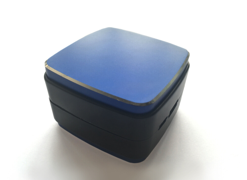 Private Mold 3 in 1 Charger with Metal Cover (SMB301)