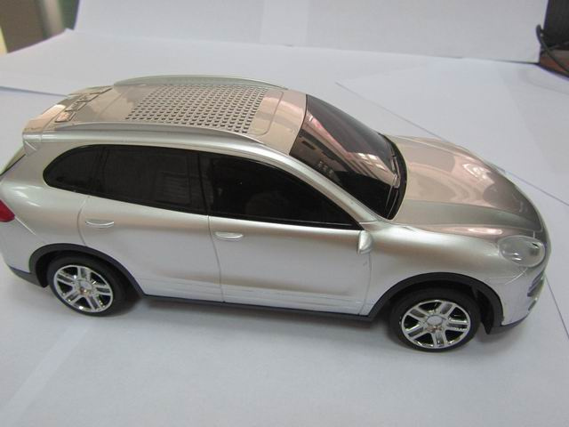 Mini Car USB Music Speaker with Card and FM Radio (U20)