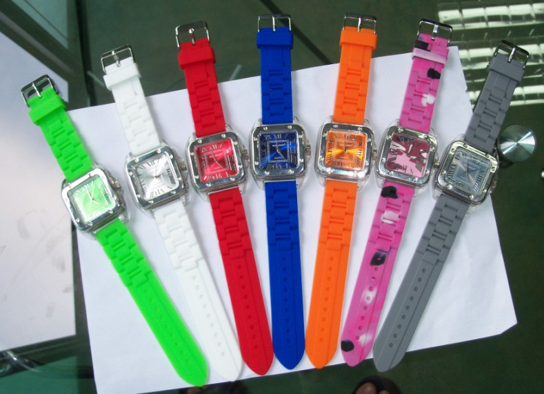 Hot Sale Smart Fashion Design Digital Silicone Watch