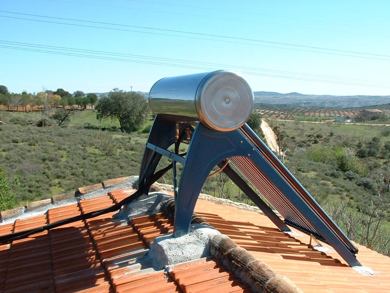 Compact Pressurized Solar Water Heater