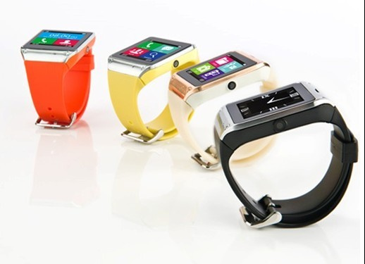 2014 New Hot Multi-Function D5 Smart Watch Bluetooth Phone Watch
