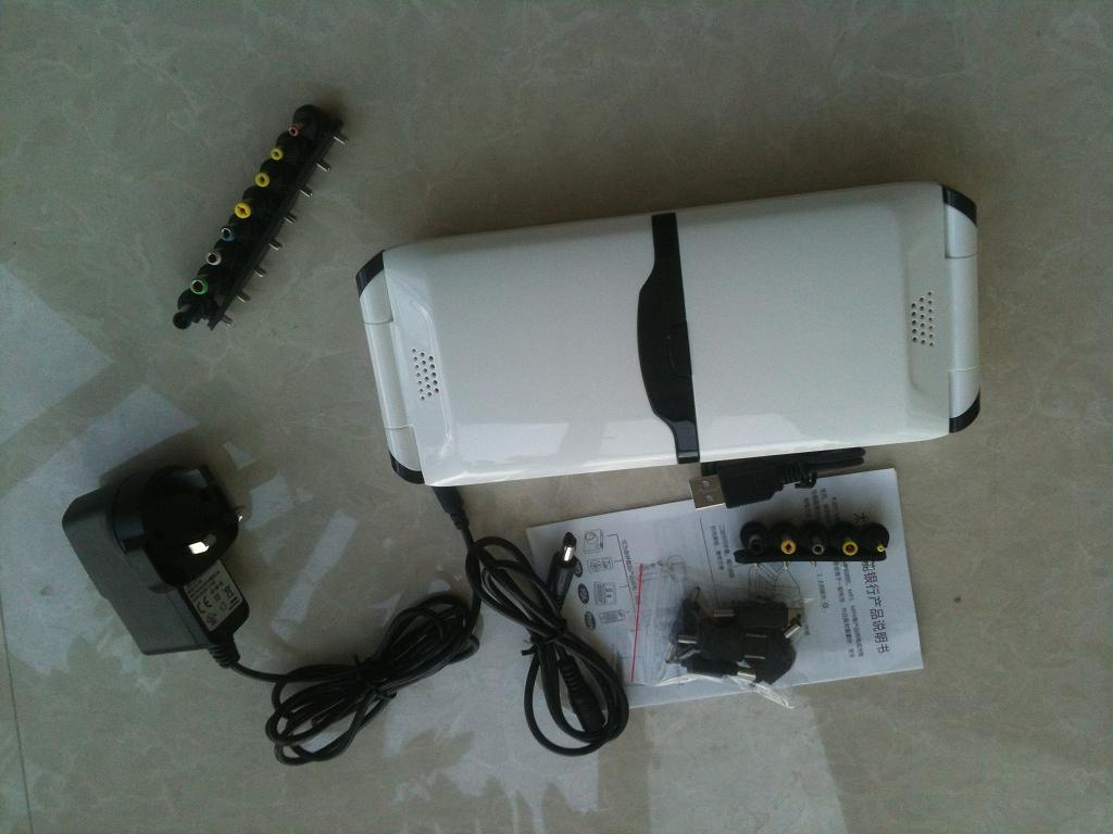 Big Capacity Solar Charger for Laptop, Mobile Phone, MP3 MP4