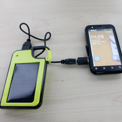 Solar Charger with Carabiner for Mobile Phone/PSP, iPod 