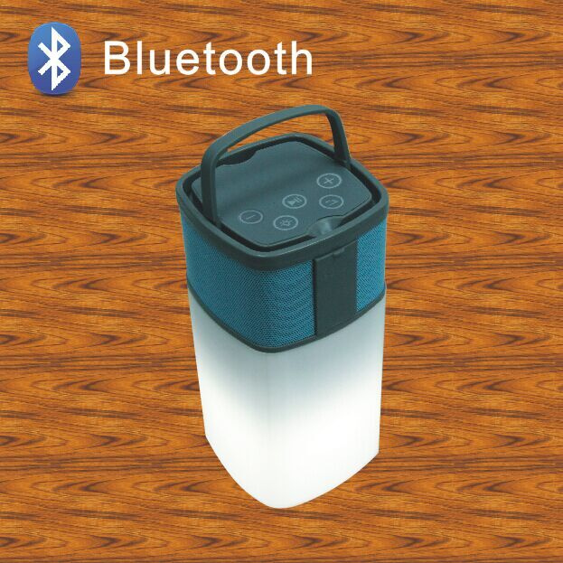 Wireless Bluetooth 10W LED Speaker Bulb Audio Speaker Bt-Sm501 Music Playing & Lighting with Working Range 10m Free Ship