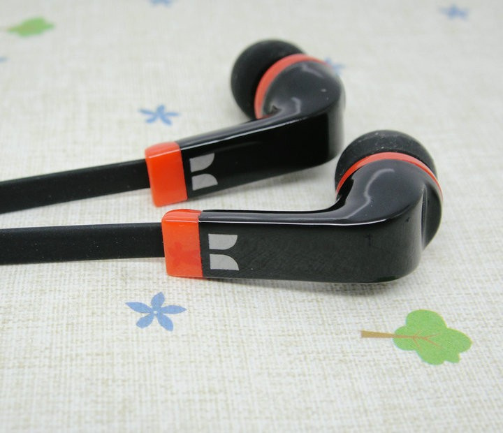 Clear Powerful Smooth Earphone