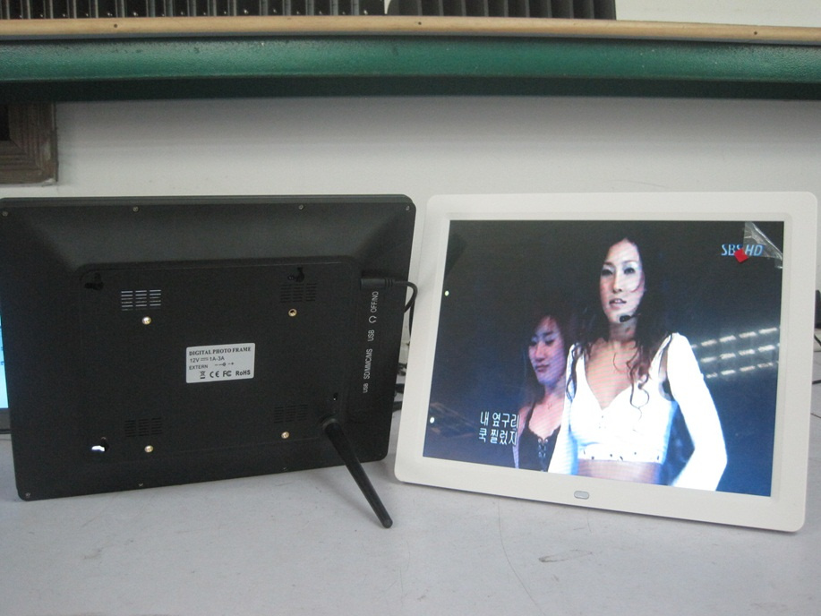 12.1 Inch Mirror Multi-Function Digital Photo Frame P12g7 OEM