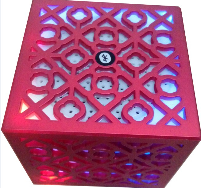 Portable Wireless Mini Bluetooth Speaker with Hifi Sound Quality