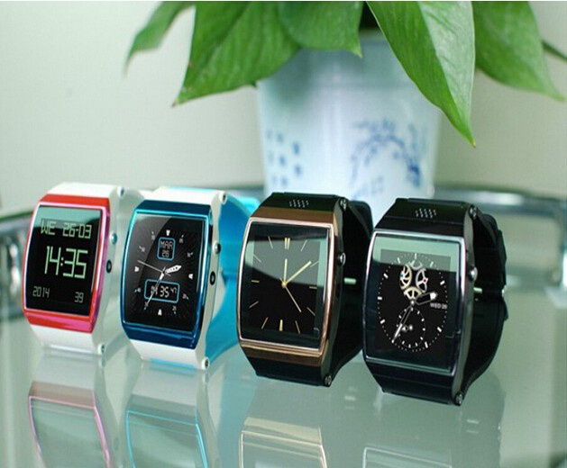 2015 Elegent Smart Watch Mobile Phone with SIM Slot&Camera