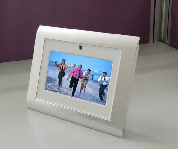 7 Inch Digital Photo Frame (F101)