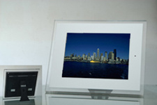 Digital Picture Frame (DPF-1041)
