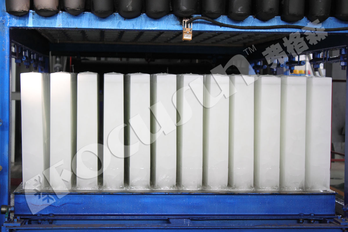 Ice Block Maker