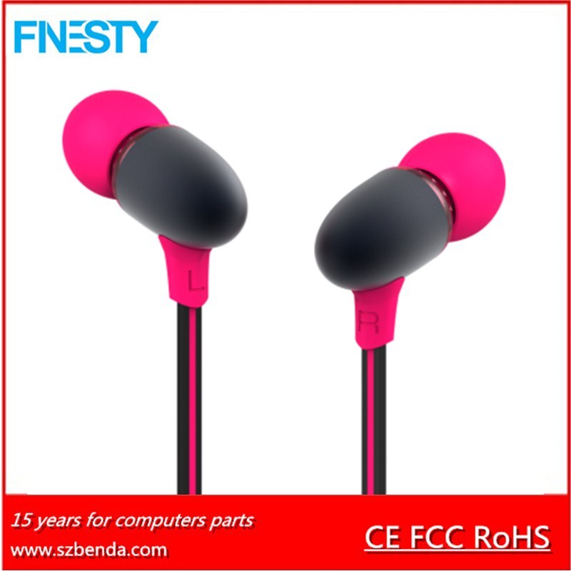 2016 New Fashion Sports Wired Earphone with Mic