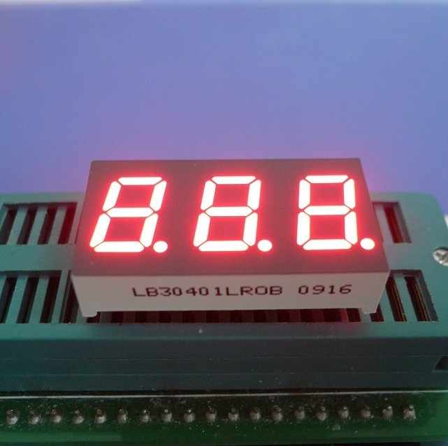 Super Bright Red 3 Digit 0.40 Inch 7 Segment LED Display