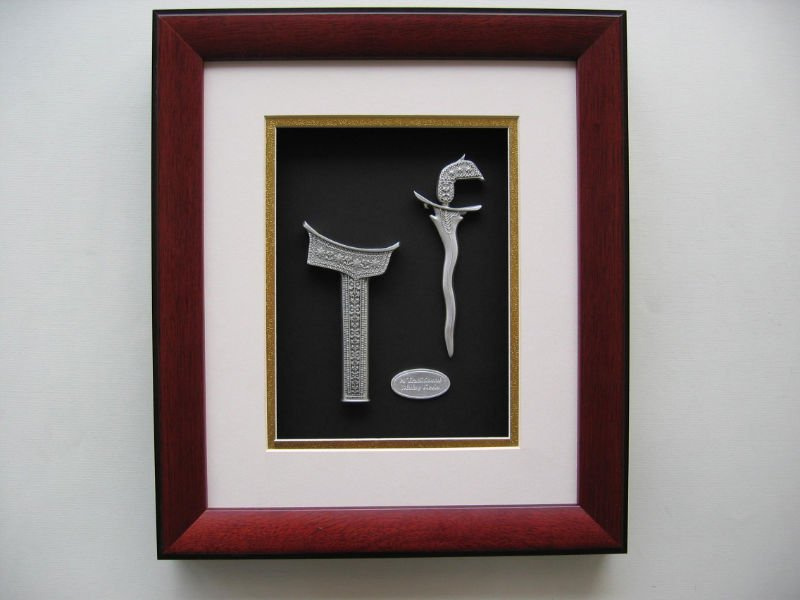 Highend Fashion Custom Designed Wooden Frame with Cheaper Price 75