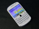 Qwerty Keyboard TV Mobile Phone B9900